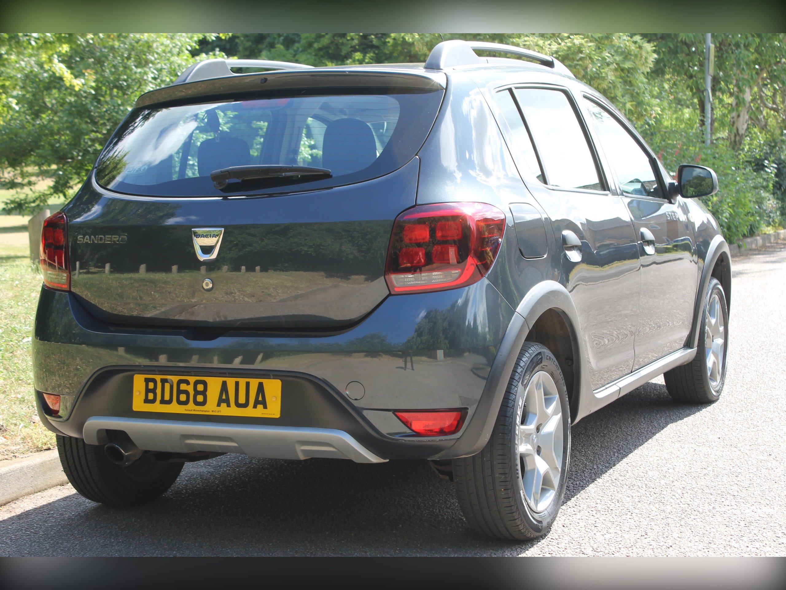 DACIA SANDERO STEPWAY 0.9 TCE ESSENTIAL HATCHBACK 5DR PETROL MANUAL EURO 6 S S...
